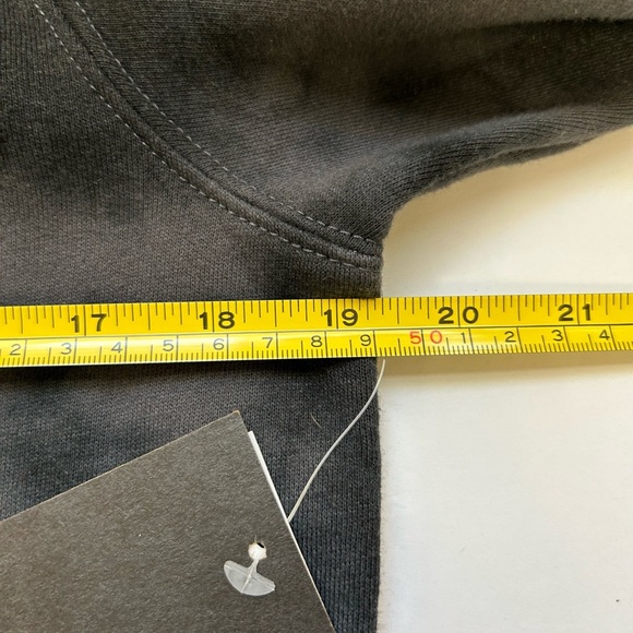 Vans/ MWT/  "Off the Wall" tie-dye hoodie/ size M/ blk n grey - Picture 12 of 13